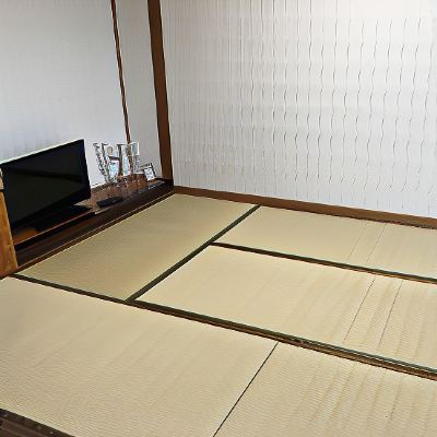 Japanese-Style Room