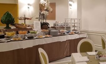 Jr Hotels Oriente Bari - Housity