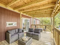 Coco Villa-Hot tub,kayak,paddle,VOLLEYBALL&GAMES!