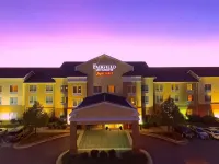 Fairfield Inn & Suites San Francisco Airport/Millbrae Hotel a Millbrae