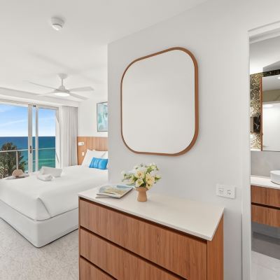 Deluxe Apartment Pacific Regis Promo Code