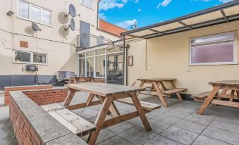 The Horse & Jockey - Housity