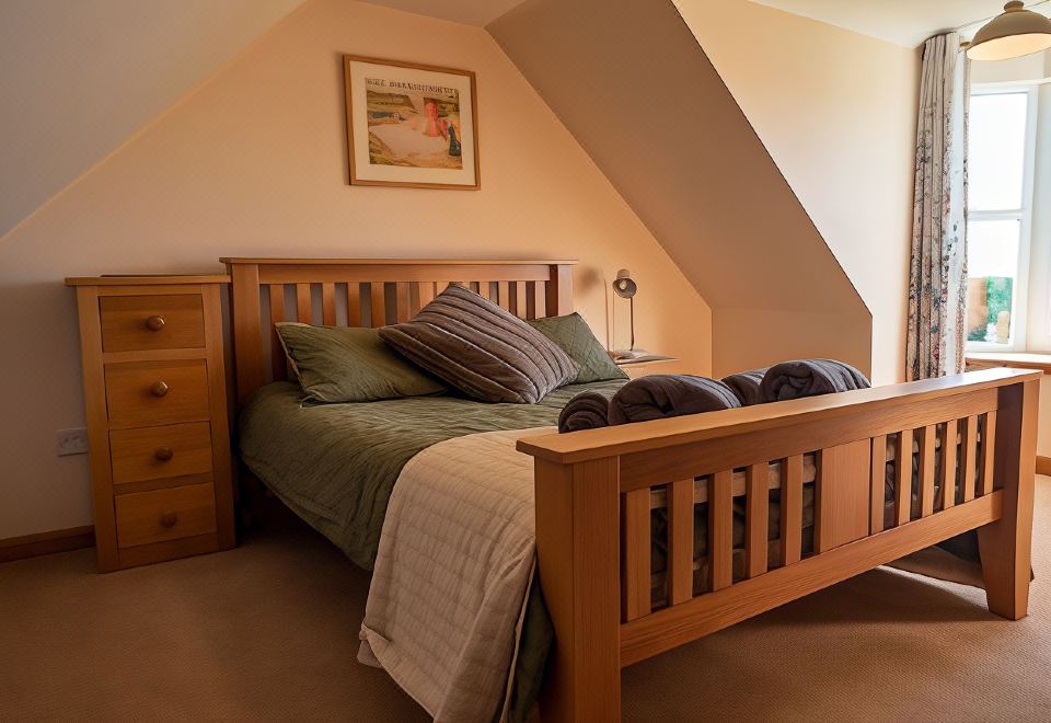 Three-Bedroom Cottage