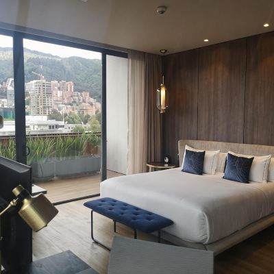 Junior King Apartment with Mountain View Salvio Parque 93 Promo Code