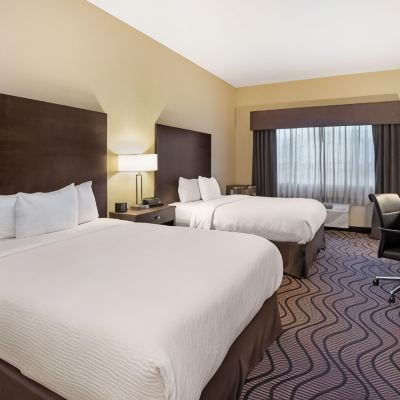 2 Queen Beds, Mobility Accessible Deluxe Room, Non-Smoking La Quinta by Wyndham Meridian / Boise West Promo Code