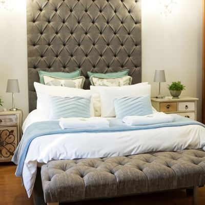Queen Room Candlewoods Guesthouse Promo Code