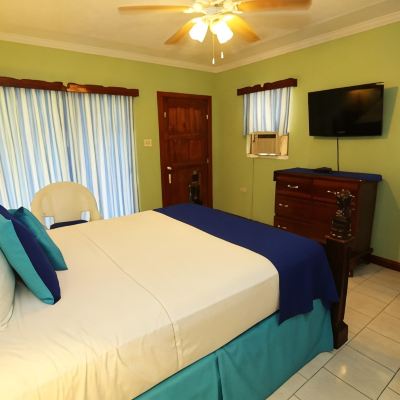 Deluxe Queen Room Rayon Hotel Promo Code