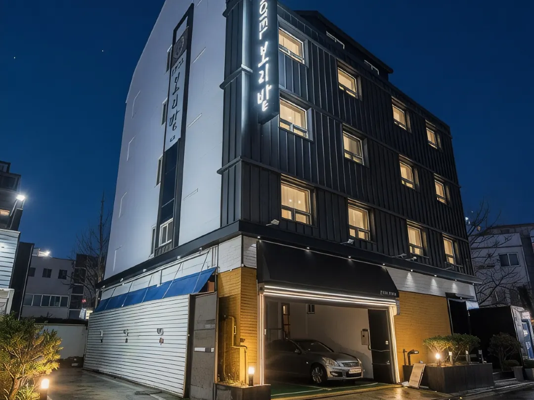 Hotel Azure - Songdo