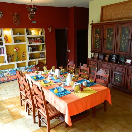 Hotel Casa Alvarada Отели в г. Комала