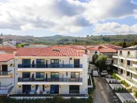 Amalthia Luxury Suites Hotels in Políkhronon