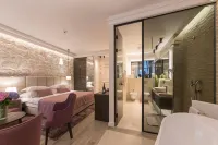 Heritage Hotel Leon Coronato โรงแรมใน