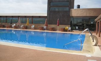 Hospedium Hotel Los Periquitos - Housity