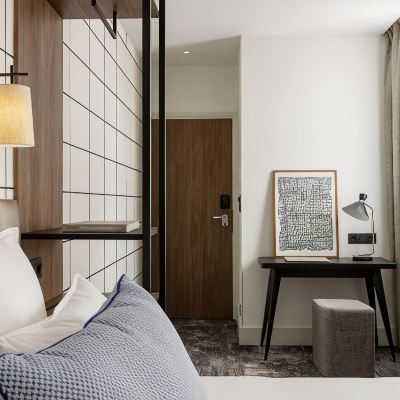 Large Room Hotel Moderniste Promo Code