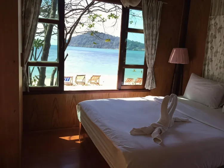 สแตนดาร์ดบังกะโล