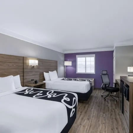 La Quinta Inn by Wyndham Kansas City Lenexa