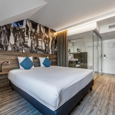 Superior King Room Velotel Brugge Promo Code