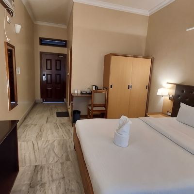 Deluxe Room Hotel Acacia Promo Code