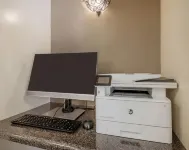 Sonesta Simply Suites Detroit Troy