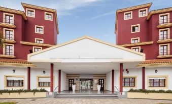 Ilunion Golf Badajoz - Housity