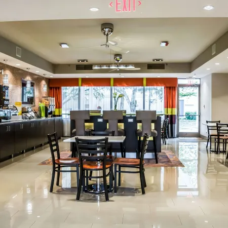 Quality Suites Fort Myers Airport I-75