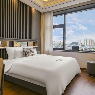 High Deluxe (Automatically Assigned To The 10 Th Floor) Urban Promo Code