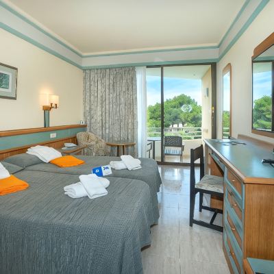 Double Room With Balcony Hotel Exagon Park Promo Code