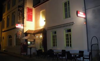 Hotel Restaurant du Lion d'Or - Housity