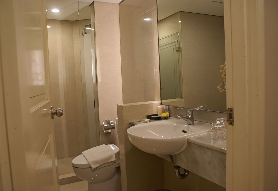 Grand Tropic Suites Hotel2 BR Business
