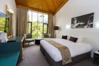 Scenic Hotel Franz Josef Glacier Hotel di 