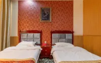Xuhui Business Hotel (Xiping Administration School)
