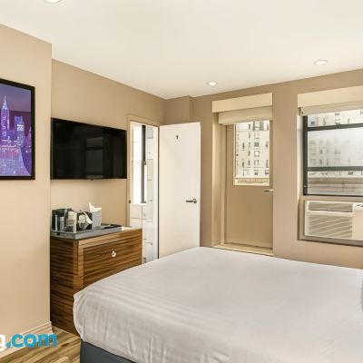 Standard Double Room The Gallivant Times Square Promo Code