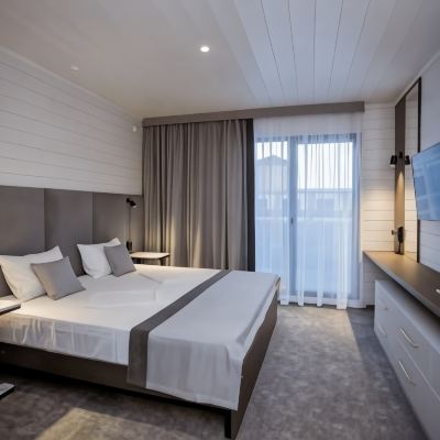 Premium Cottage Grand Sapphire Promo Code