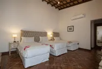 Iraola Hotel Boutique