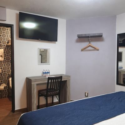 Deluxe Room Hotel Don Carlos Promo Code