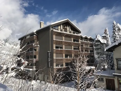 Hotel des Alpes
