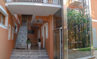 Aparthotel Ano - Housity