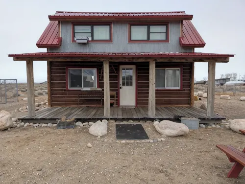 Log Cabin Sleeps 2-7  Base of Beartooth Mtn Near Cody WY & Yellowstone Natl Park