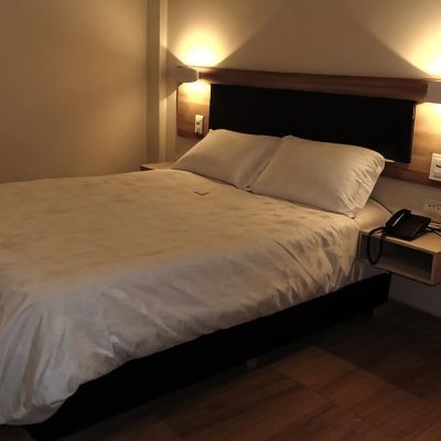 Standard Room Hotel Embajada Promo Code