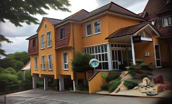 Haus am Park - Housity