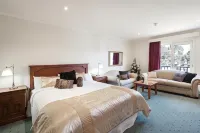 Crystal Inn