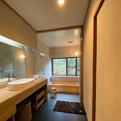 [Non-Smoking]the Charm Of Kaga And The Elegance Of Japanese Style[Room With Indoor Bath]Shirasagi [Superior] [Japanese Room] [Non-Smoking] [No View] 金澤湯湧溫泉 湯之出旅館優惠