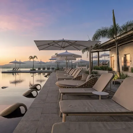 Exclusive 3-bedroom apartment in luxurious beach front condo in Bucerías