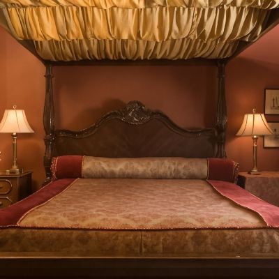 Standard Double Room, Ensuite (01 Chesterfield Suite) Hydrangea House Promo Code