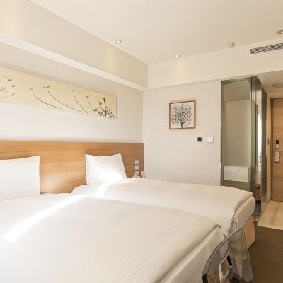 Superior Twin Room Beacon Hotel Promo Code