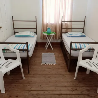 Lighthouse Farm Backpackers Lodge Hoteles cerca de Estadio Athlone
