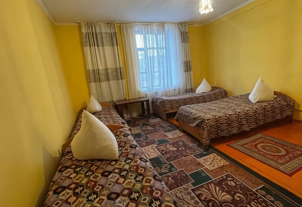 Hotel 78 Cafe - Housity