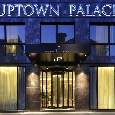Uptown Palace Hoteles cerca de Estación de metro San Babila