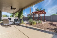 Huge 4 bedroom home filled with entertainment for all!