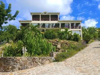 Villa Touloulou Hotels in 