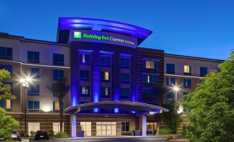 Holiday Inn Express & Suites Anaheim Resort Area, an IHG Hotel